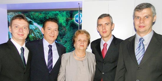 Família de diretores da Usina de Laticínios Jussara: Eduardo, Odorico, a matriarca Hilda Barbosa, Ricardo (responsável por este importante setor do Hospital São Joaquim, cardiologista dinâmico que é) e Amelinho